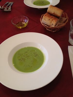 グリーンピースの冷製スープ.jpg